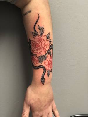 Snake and flowers 