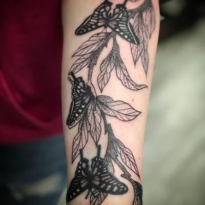 Butterfly forearm piece 
