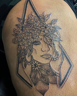 Custom lady piece ( unfinished)