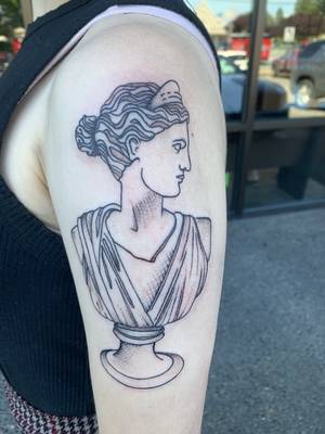 Diana illustrated statue 