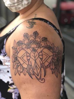 Geometric elephant 
