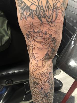 Sacred moon lady 