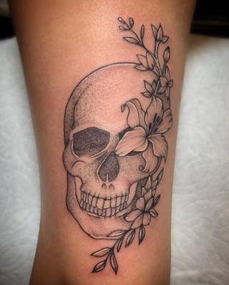 Floral skull-delicate linework